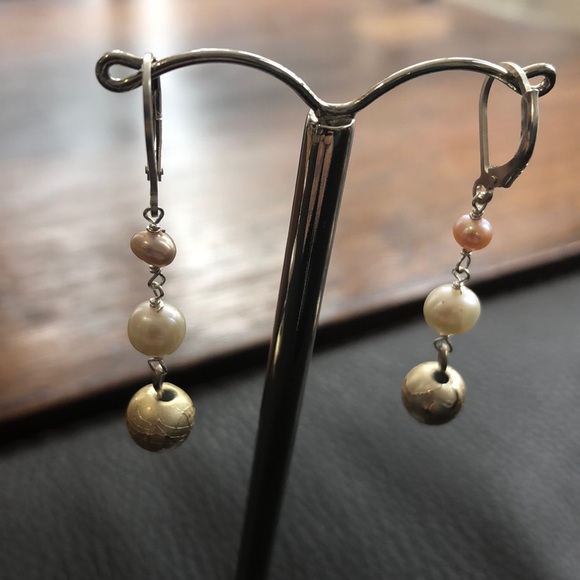 Gorgeous Pearl Bracelet & Earrings custom-made set - Picture 3 of 6